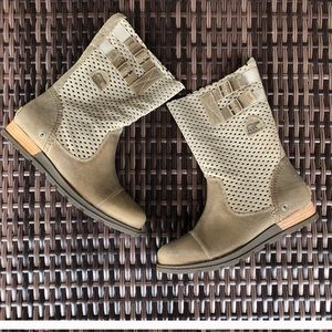 NIB Sorel Major Pull-on Boot